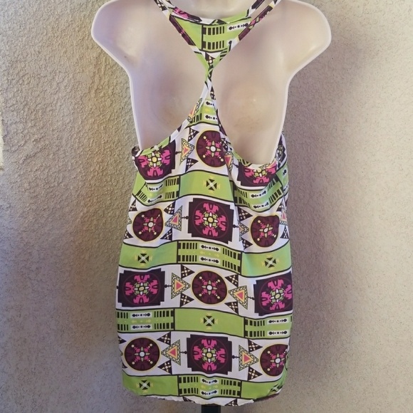 Honey Punch like new razor back scrappy flowy tank - Picture 4 of 5